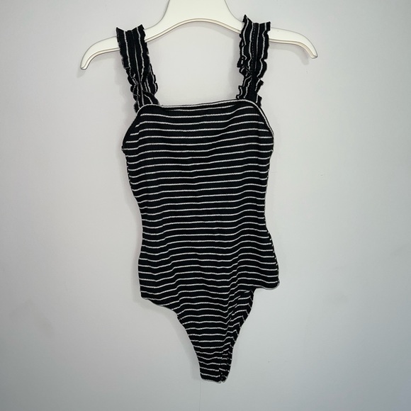 Black & White Striped Bodysuit - Picture 2 of 5